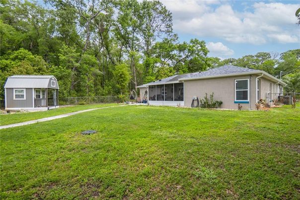 Backyard, Exterior