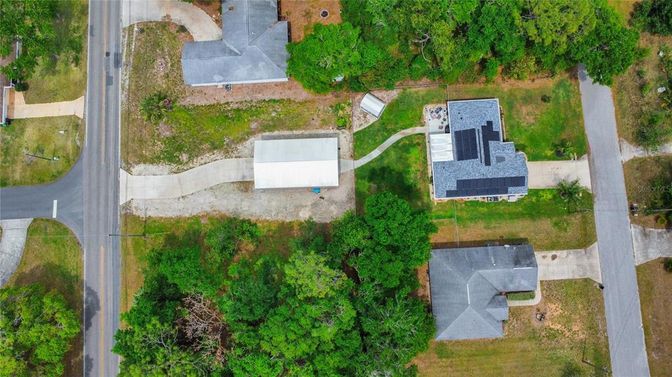 Exterior, Drone