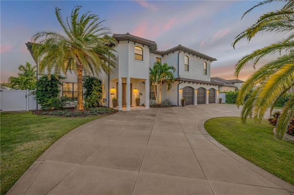 Backyard, Exterior, Facade, Mediterranean