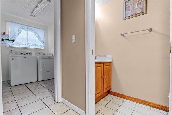 Interior, Washer