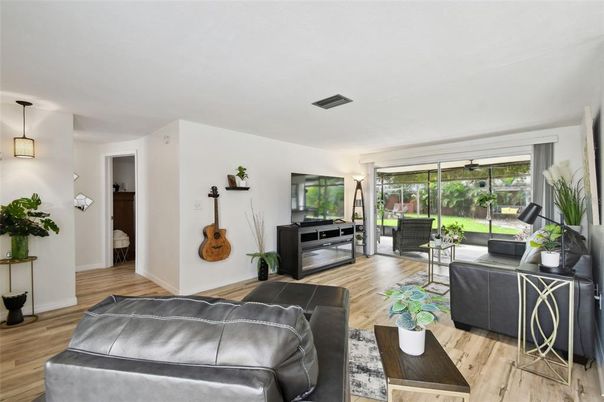 Interior, Living room, Pendant Lights, Wood Texture Flooring
