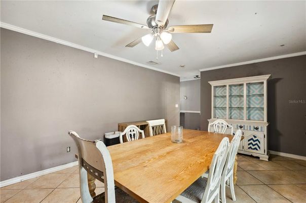 Dining room, Interior