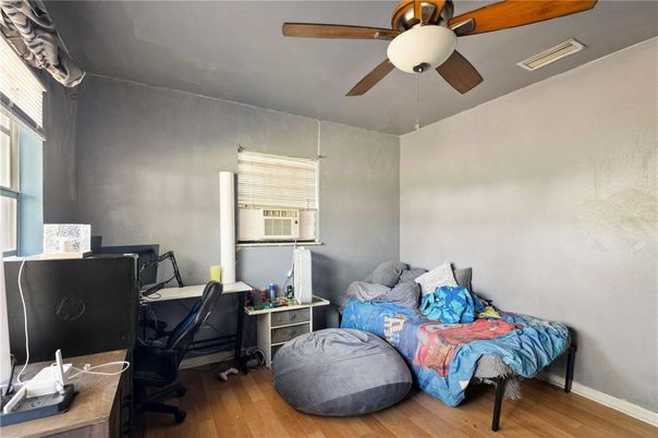 Bedroom, Home Office, Interior, Wood Texture Flooring