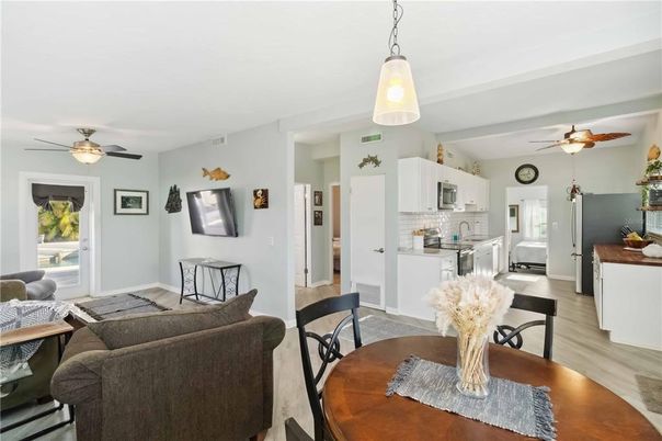Dining room, Interior, Kitchen, Living room, Pendant Lights, Wood Texture Flooring
