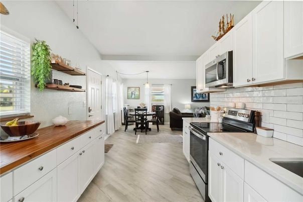 Dining room, Interior, Kitchen, Living room, Pendant Lights, Wood Texture Flooring