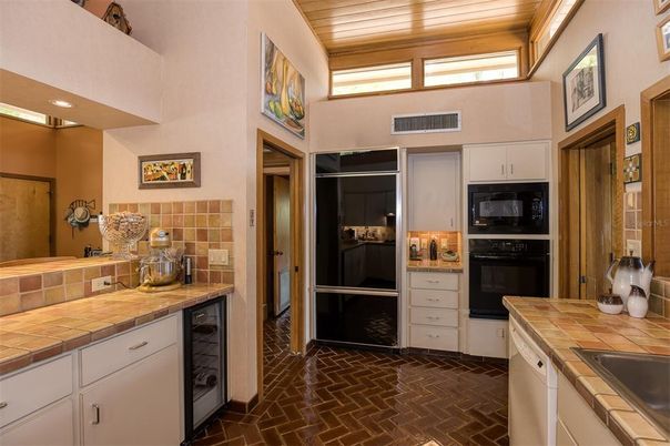 Interior, Kitchen, Tile Countertops