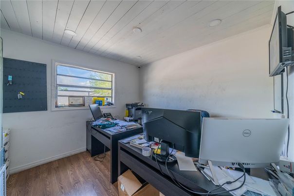 Home Office, Interior, Recessed Lighting, Wood Texture Flooring