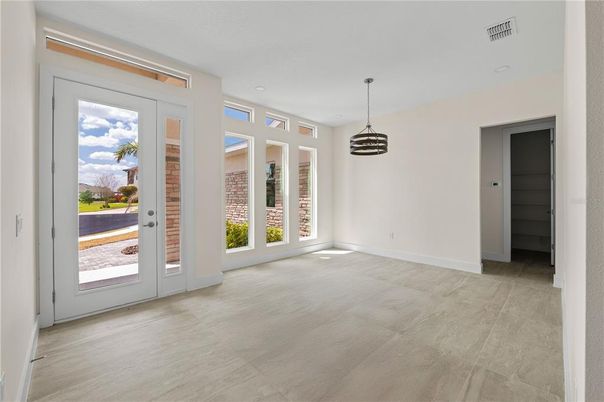 Empty room, Interior, Pendant Lights