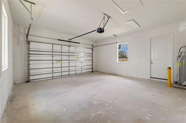 Garage, Interior