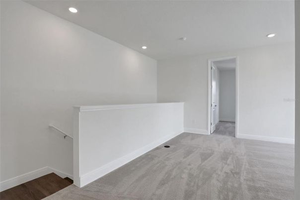 Empty room, Interior, Recessed Lighting