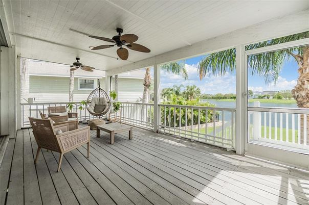Interior, Sun Room, Water, Wood Texture Flooring