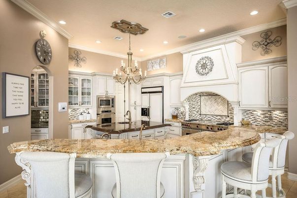 Chandelier, Interior, Kitchen, Recessed Lighting, Stainless Steel Appliances