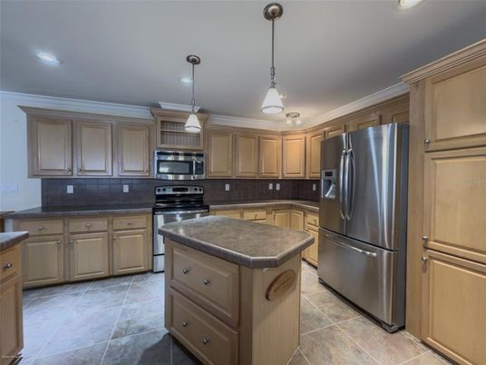 Interior, Kitchen, Pendant Lights, Recessed Lighting, Stainless Steel Appliances