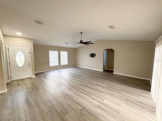 Empty room, Interior, Recessed Lighting, Wood Texture Flooring