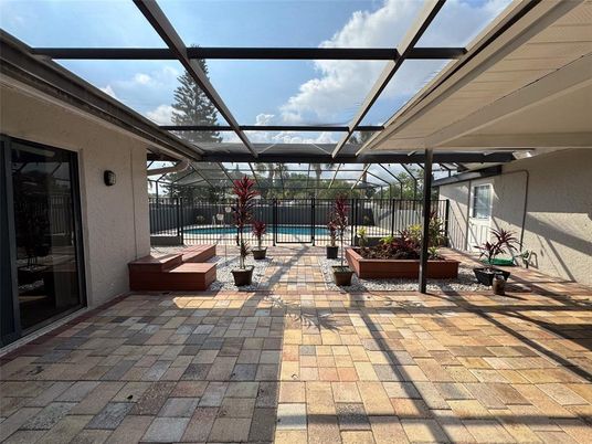 Glass Ceilings, Interior, Sun Room
