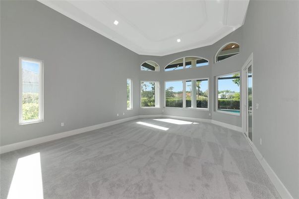 Empty room, Interior, Recessed Lighting