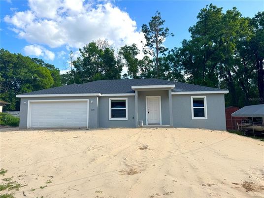 Attached, Exterior, Facade, Ranch