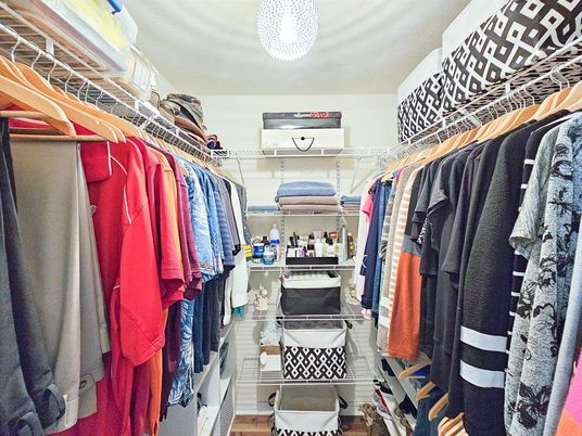 Interior, Walk-in Closets, Wood Texture Flooring