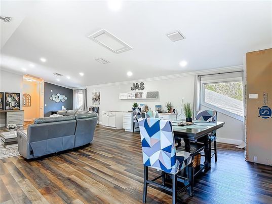 Dining room, Interior, Living room, Recessed Lighting, Wood Texture Flooring