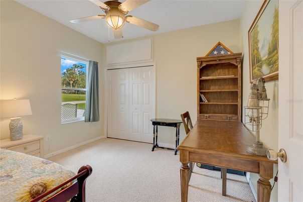 Home Office, Interior