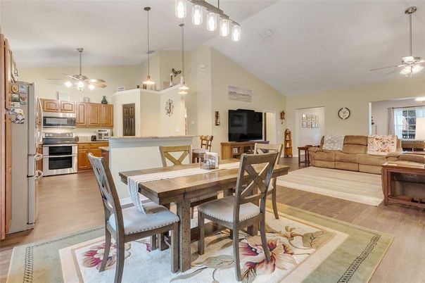 Dining room, Interior, Kitchen, Pendant Lights, Stainless Steel Appliances, Wood Texture Flooring