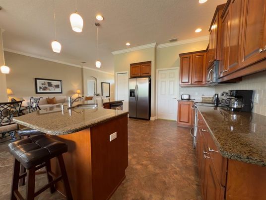 Dining room, Interior, Kitchen, Pendant Lights, Recessed Lighting, Stainless Steel Appliances