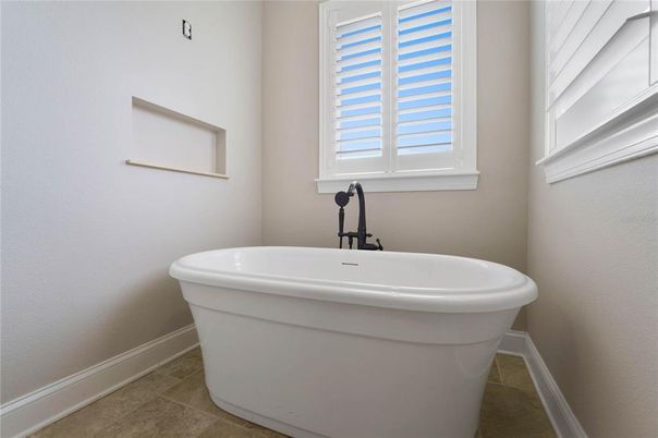 Bathroom, Free Standing Baths, Interior