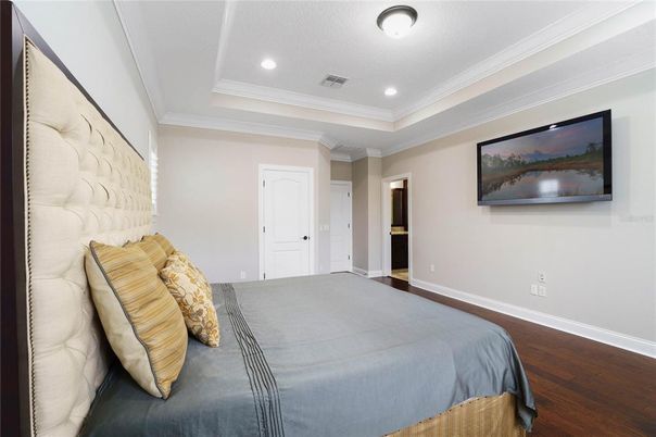 Bedroom, Interior, Recessed Lighting, Wood Texture Flooring