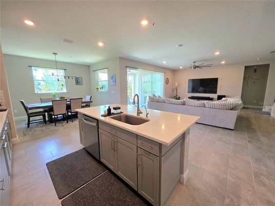 Dining room, Interior, Kitchen, Living room, Pendant Lights, Recessed Lighting, Stainless Steel Appliances