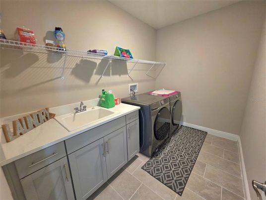 Interior, Washer