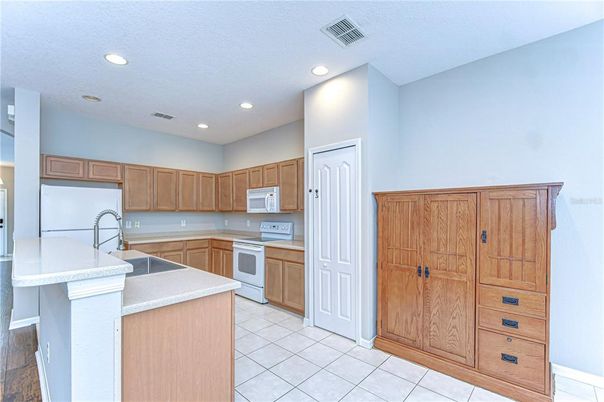 Interior, Kitchen, Recessed Lighting