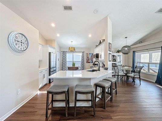 Dining room, Interior, Kitchen, Pendant Lights, Recessed Lighting, Wood Texture Flooring