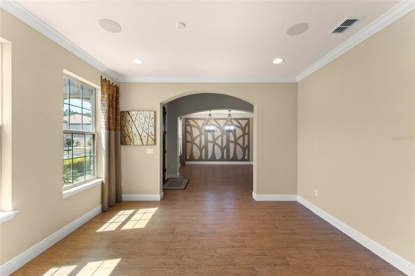 Interior, Pendant Lights, Recessed Lighting, Wood Texture Flooring