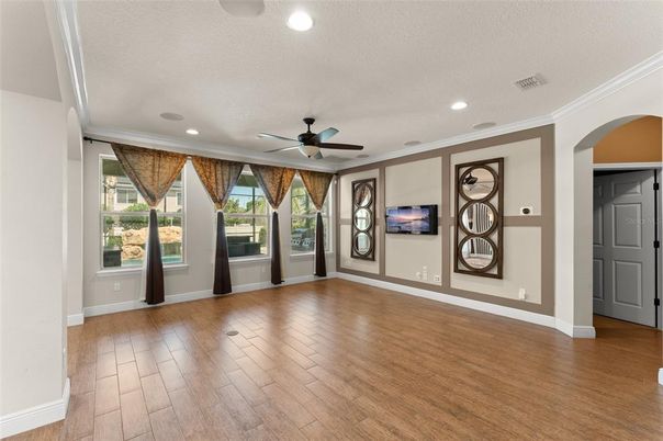 Empty room, Interior, Recessed Lighting, Wood Texture Flooring