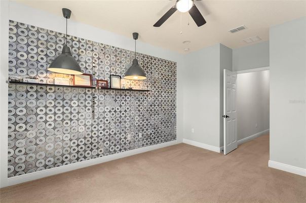 Empty room, Interior, Pendant Lights