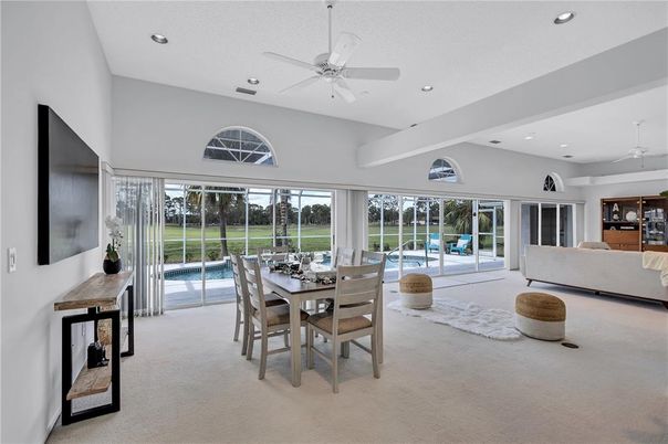 Dining room, Interior, Living room, Recessed Lighting