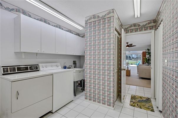 Interior, Washer