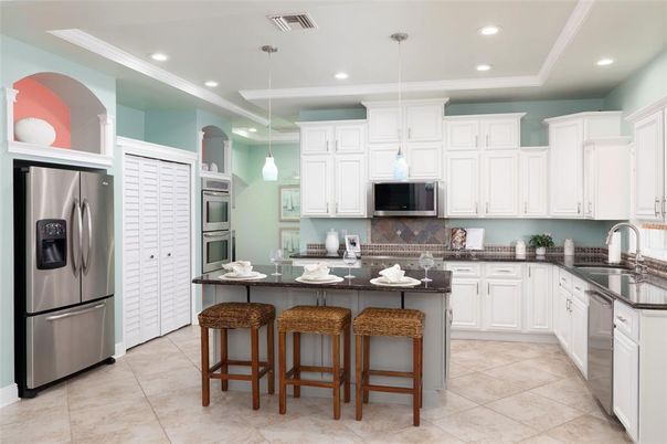 Interior, Kitchen, Pendant Lights, Recessed Lighting, Stainless Steel Appliances