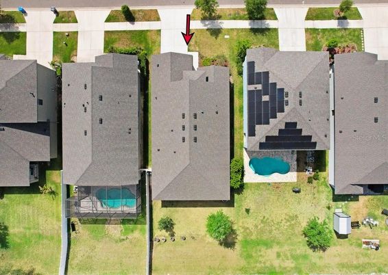 Exterior, Drone
