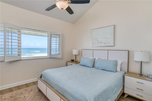 Bedroom, Interior, Water, Wood Texture Flooring