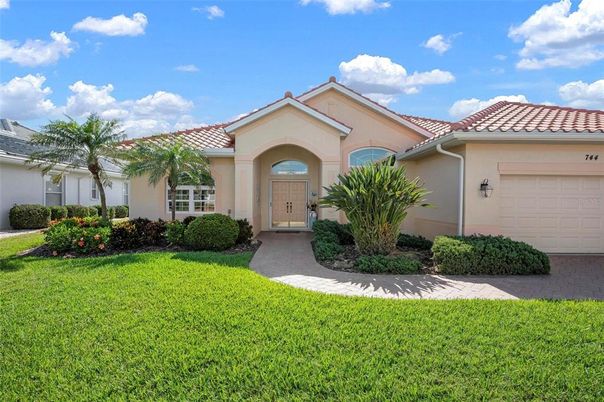 Attached, Backyard, Exterior, Facade, Mediterranean