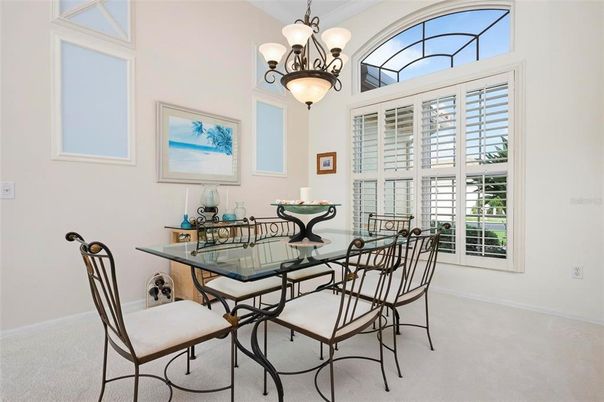 Chandelier, Dining room, Interior