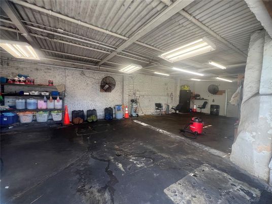 Garage, Interior, Stone Walls