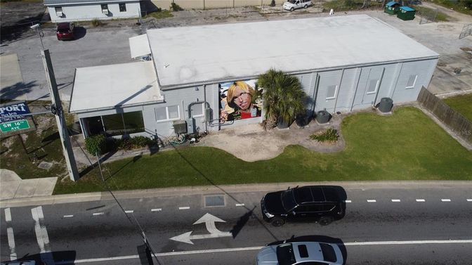 Exterior, Drone