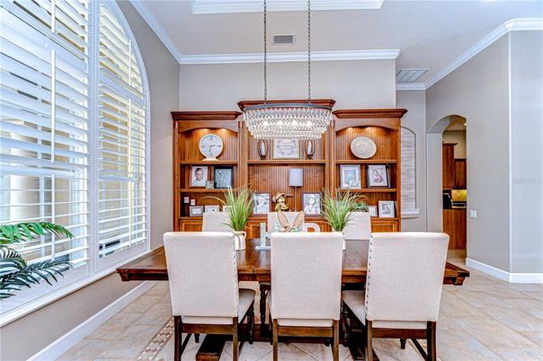 Chandelier, Dining room, Interior