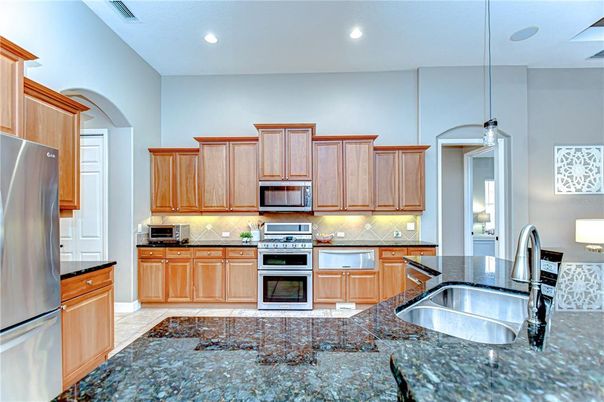 Interior, Kitchen, Pendant Lights, Recessed Lighting, Stainless Steel Appliances