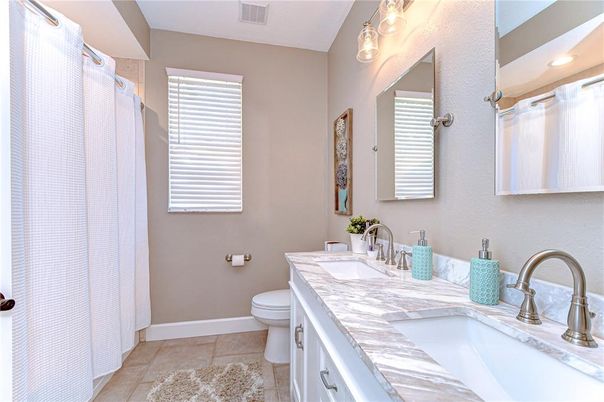 Bathroom, Dual Sink Vanities, Interior