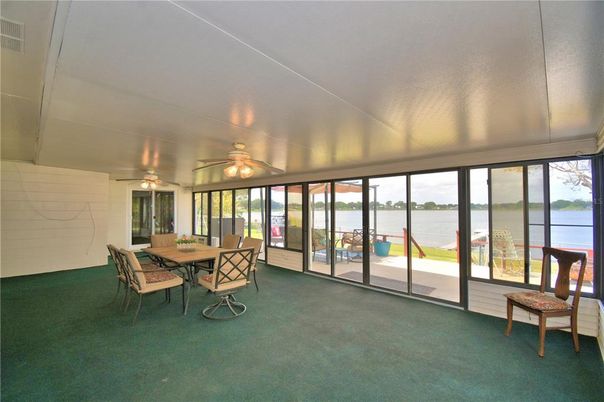 Dining room, Interior, Sun Room, Water