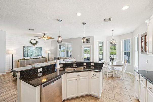 Dining room, Interior, Kitchen, Pendant Lights, Recessed Lighting, Wood Texture Flooring
