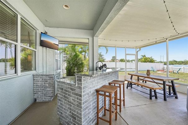 Dining room, Interior, Sun Room, Water